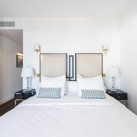 Beautiful 4 Bedrooms With Pool And Garden Βίλα